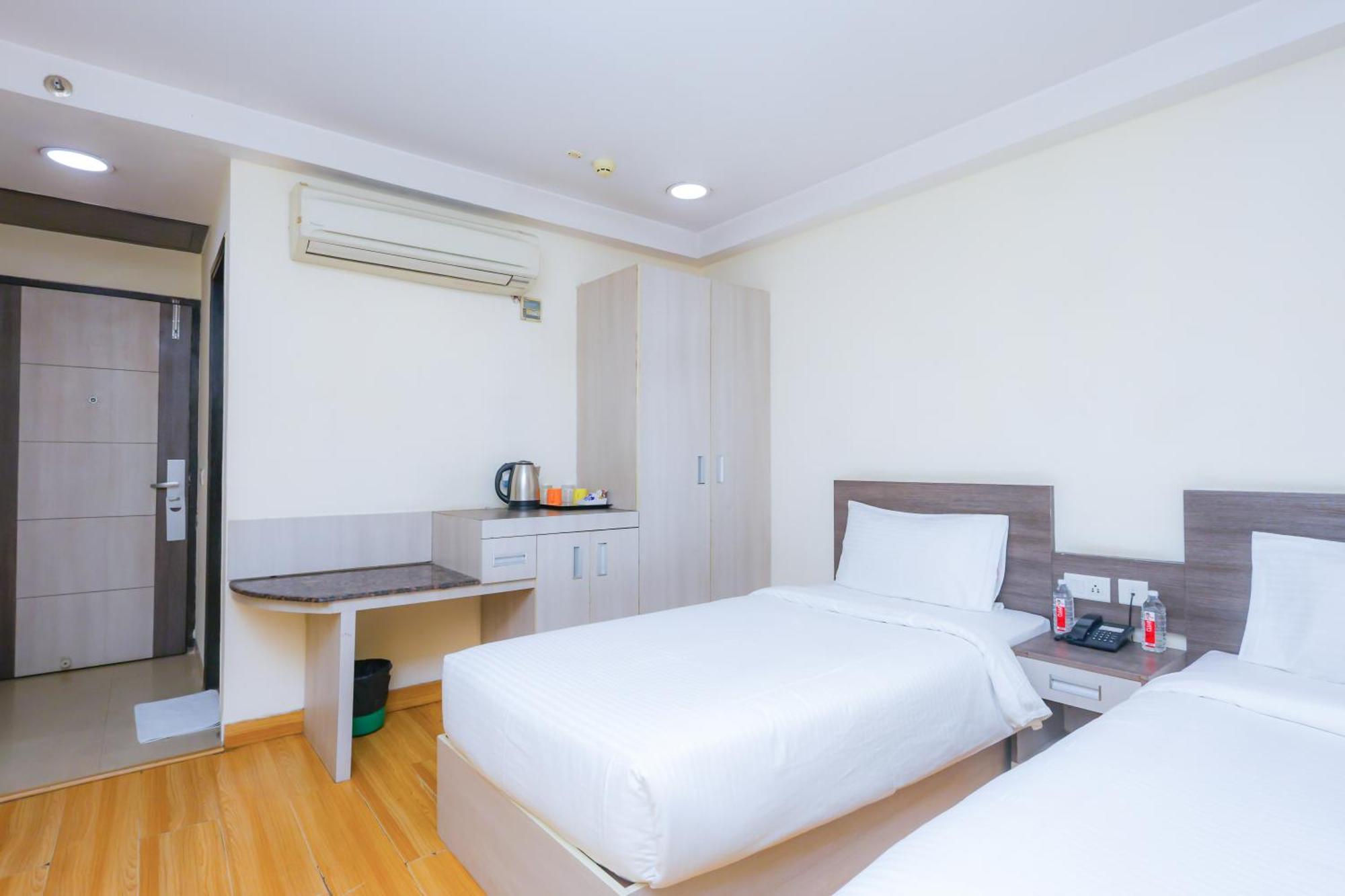 Hyphen Business Hotel 노이다 외부 사진