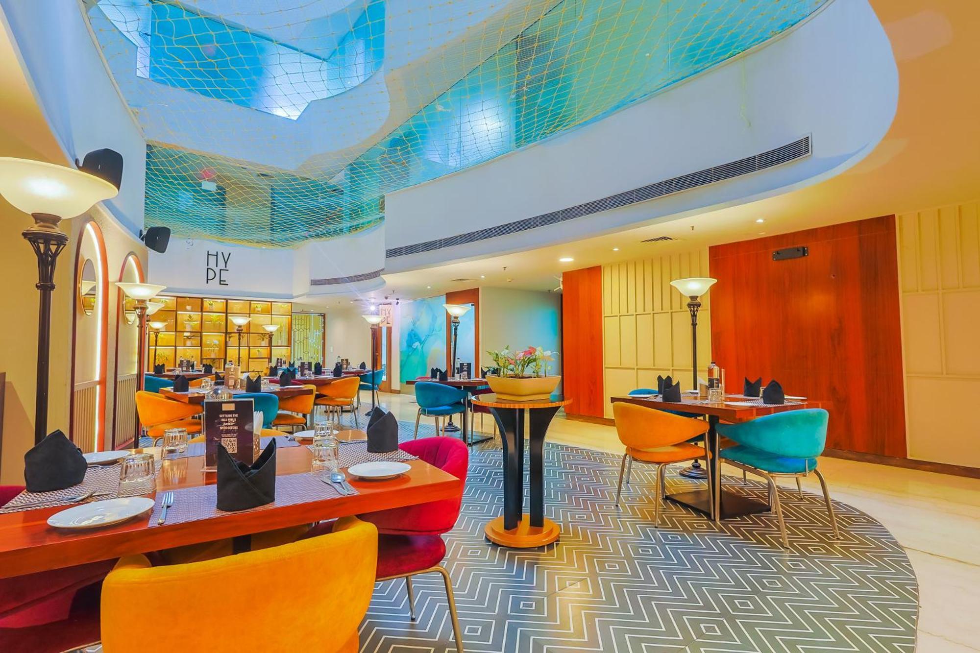 Hyphen Business Hotel 노이다 외부 사진